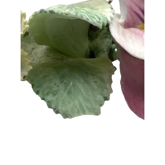 Vintage Bone China Florals in Vase Staffordshire England - Picture 4 of 7